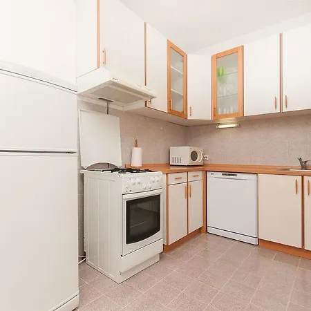 בית נופש House Dragica Barban