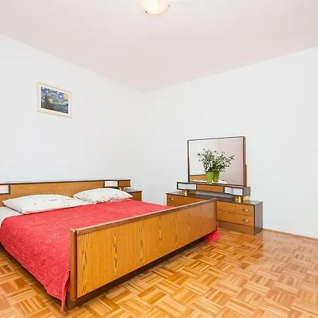 House Dragica בית נופש *